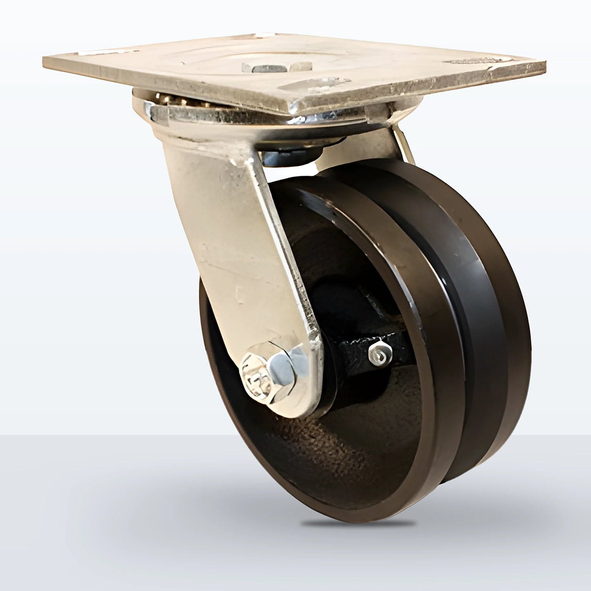 5" V-groove Cast Iron Caster, Top Plate, 900 lb Capacity - Roller Bearing