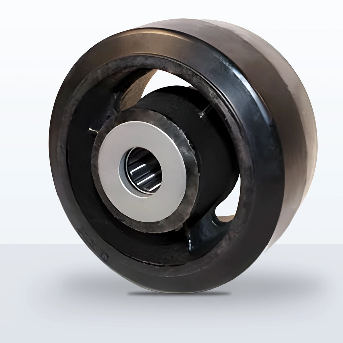6" x 3" Rubber on Cast Iron Wheel, Roller Bearing, 750 lb Capacity